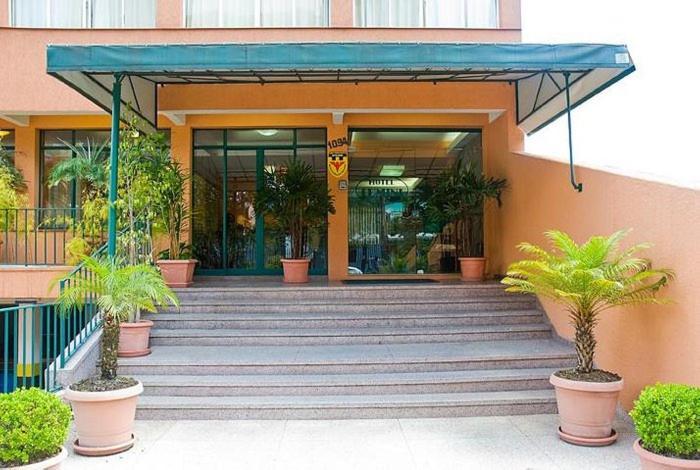 Vicz Hotel Curitiba Esterno foto